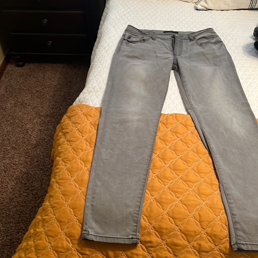 KanCan gray denim jeans, size 11